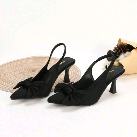 Elegant High Heel Pumps With Bow Detail, Pointed Toe Stiletto Heels - Picture 2 of 4